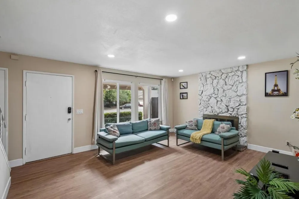 9021 Posada Way Sacramento, CA 95826