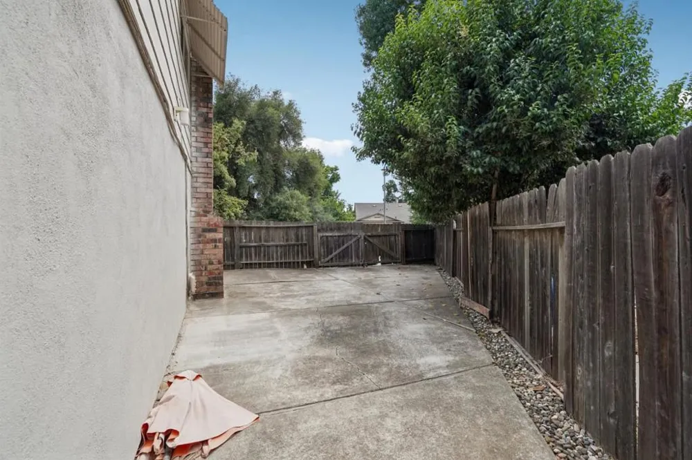 9021 Posada Way Sacramento, CA 95826