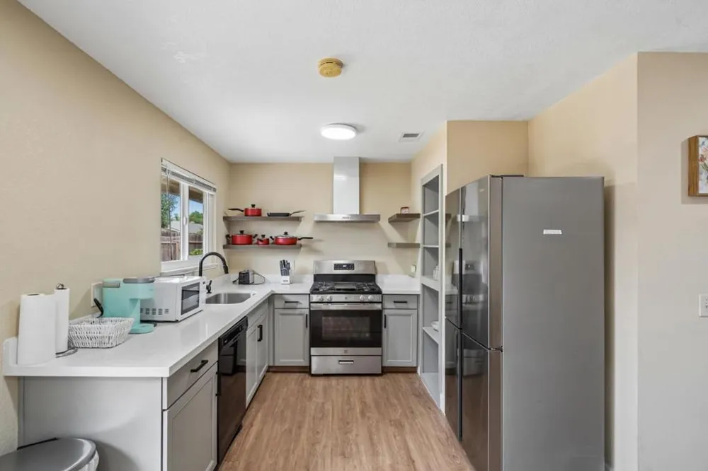 9021 Posada Way Sacramento, CA 95826
