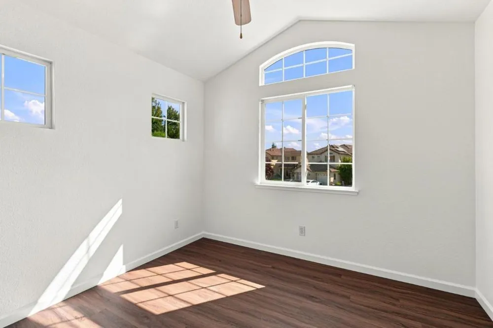 1901 Lauritson Lane Manteca, CA 95336