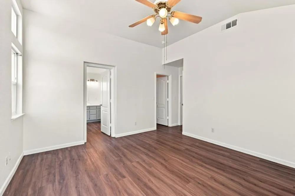 1901 Lauritson Lane Manteca, CA 95336