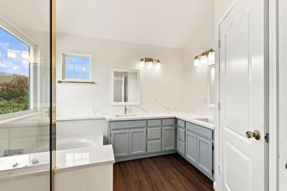 1901 Lauritson Lane Manteca, CA 95336