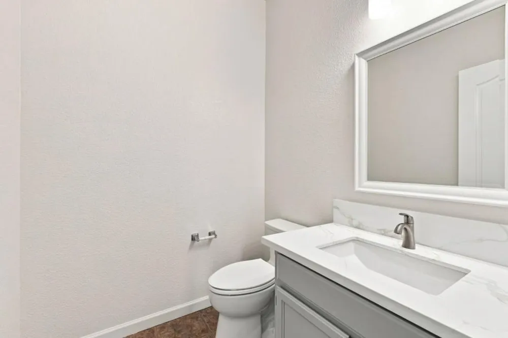 1901 Lauritson Lane Manteca, CA 95336
