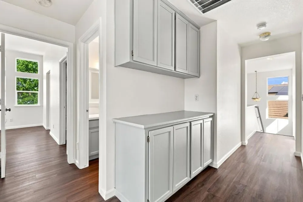 1901 Lauritson Lane Manteca, CA 95336