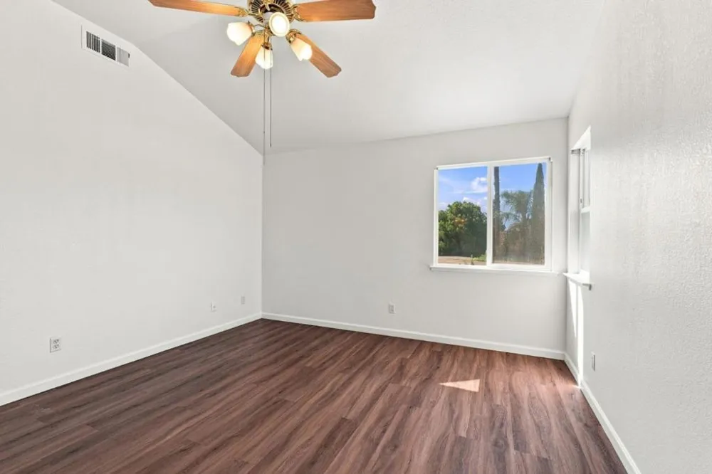 1901 Lauritson Lane Manteca, CA 95336
