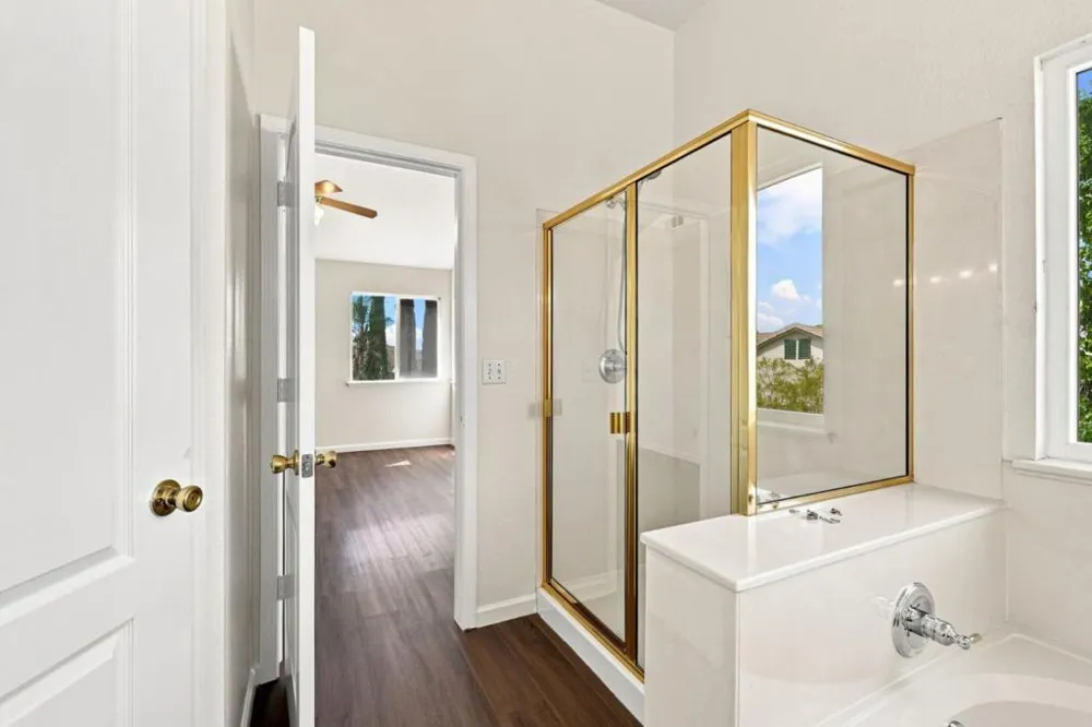 1901 Lauritson Lane Manteca, CA 95336