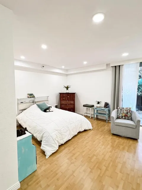 8133 Shelter Creek Lane