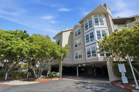 880 Meridian Bay Lane #122