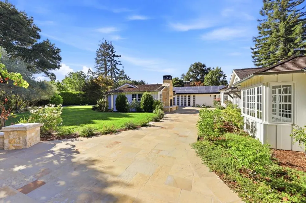 14 Flood Circle Atherton, CA 94027