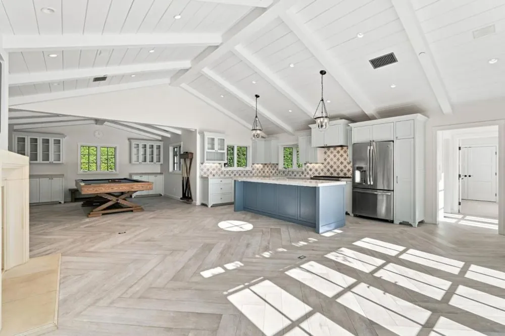 14 Flood Circle Atherton, CA 94027