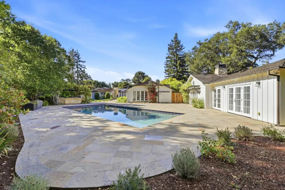 14 Flood Circle Atherton, CA 94027