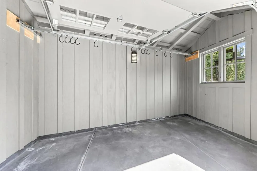 14 Flood Circle Atherton, CA 94027
