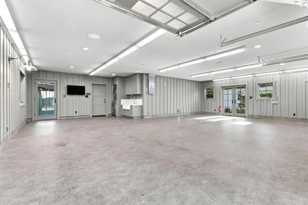 14 Flood Circle Atherton, CA 94027
