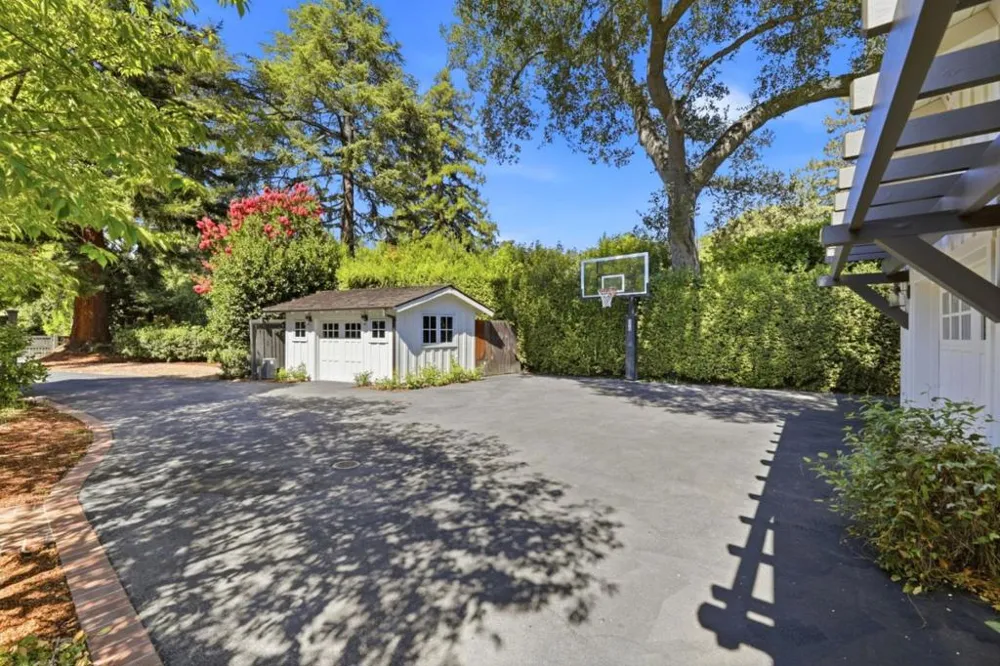 14 Flood Circle Atherton, CA 94027