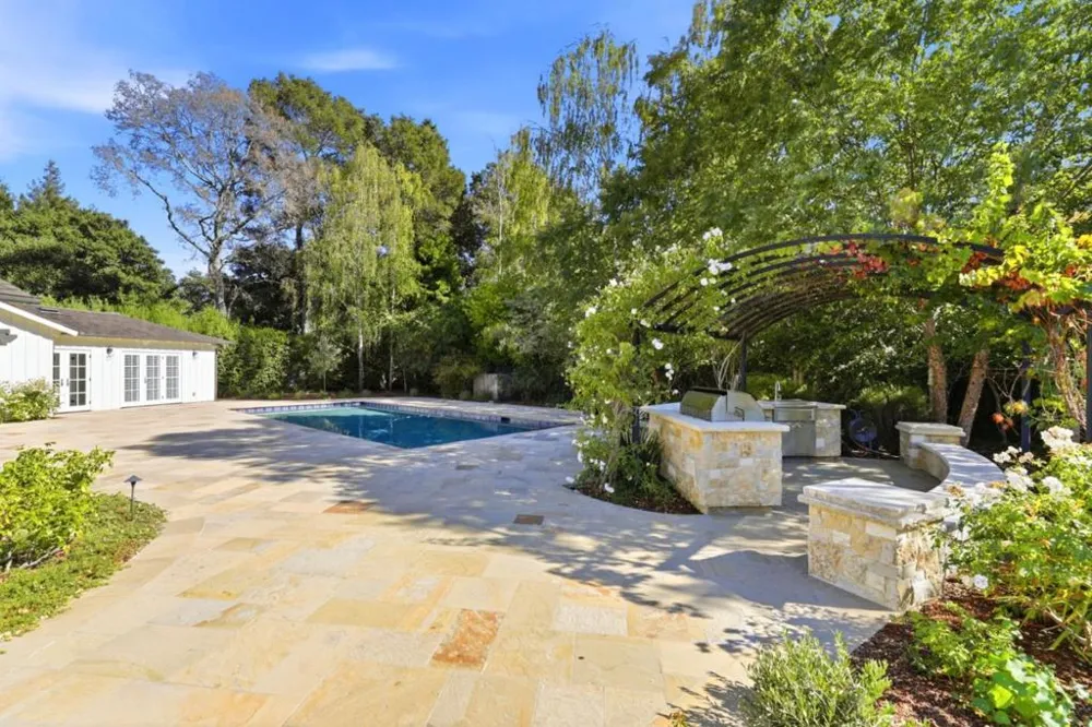 14 Flood Circle Atherton, CA 94027