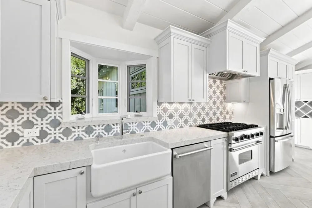 14 Flood Circle Atherton, CA 94027