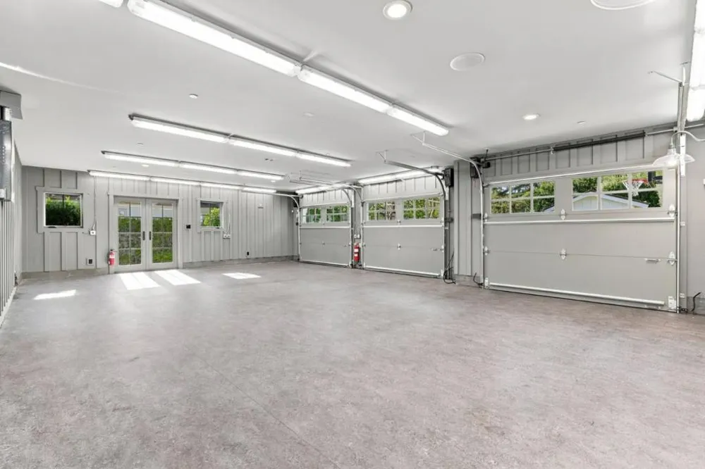 14 Flood Circle Atherton, CA 94027