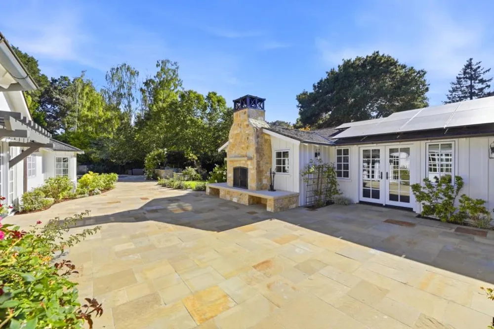 14 Flood Circle Atherton, CA 94027