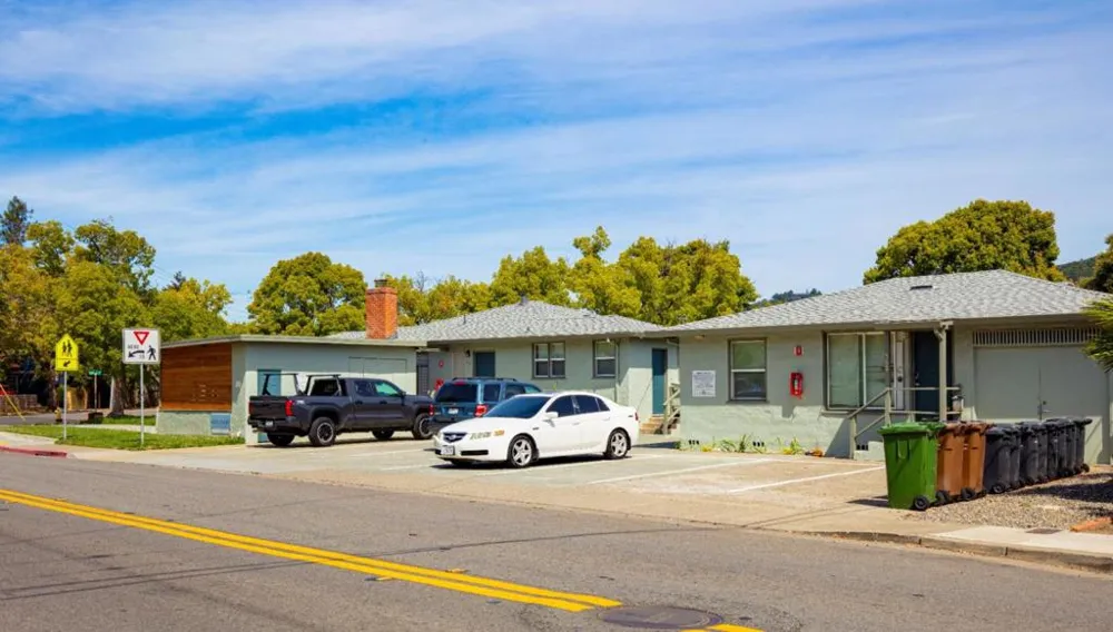 390 Woodland Avenue San Rafael, CA 94901