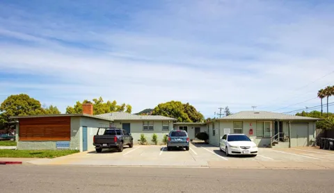 390 Woodland Avenue