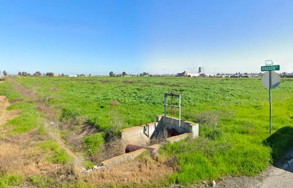 604 Willmott Avenue Los Banos, CA 93635