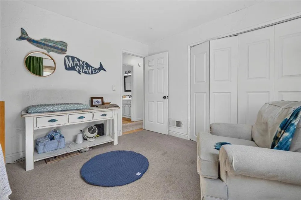 1194 Loyola Drive Salinas, CA 93901