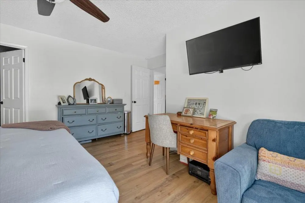 1194 Loyola Drive Salinas, CA 93901