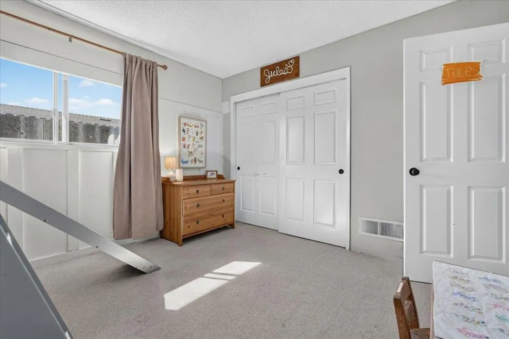 1194 Loyola Drive Salinas, CA 93901