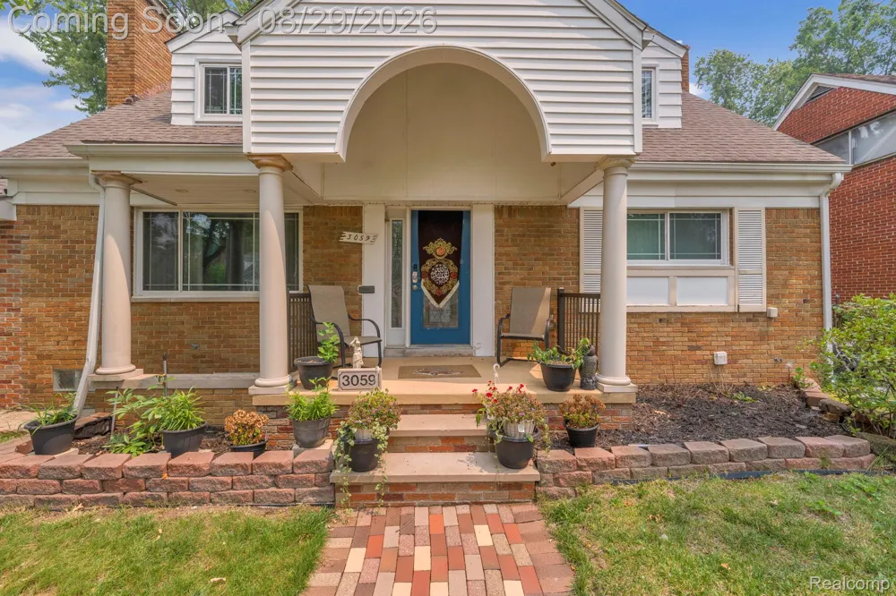 3059 Syracuse Street Dearborn City, MI 48124