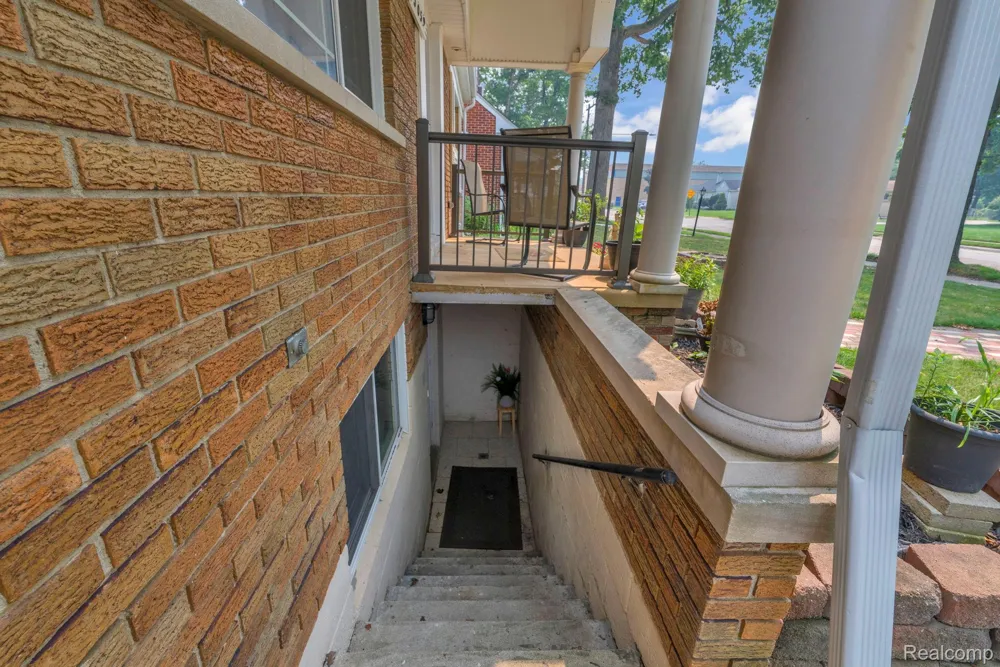 3059 Syracuse Street Dearborn City, MI 48124