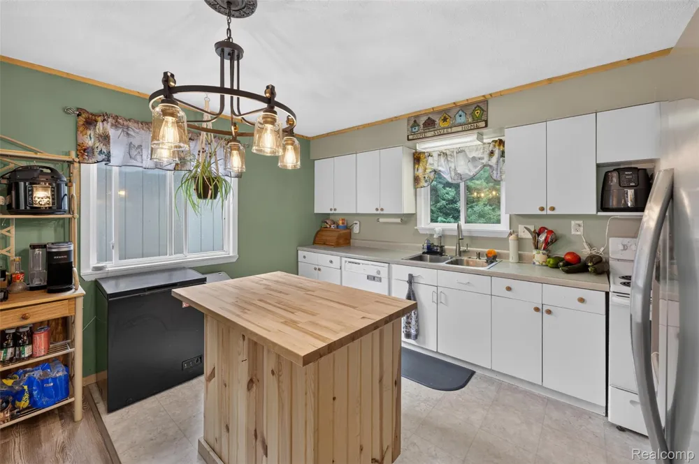 8135 E West Branch Road Richfield Township, MI 48656