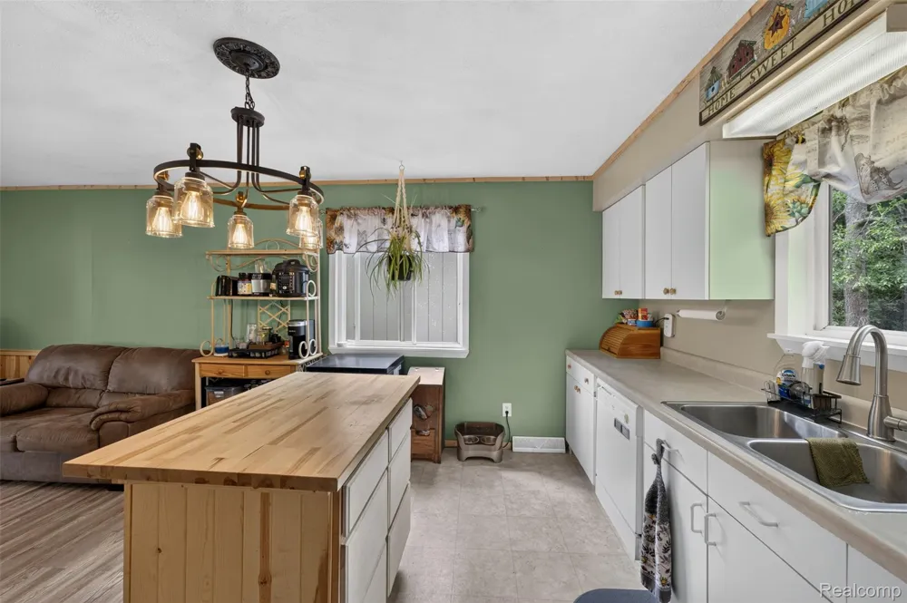 8135 E West Branch Road Richfield Township, MI 48656