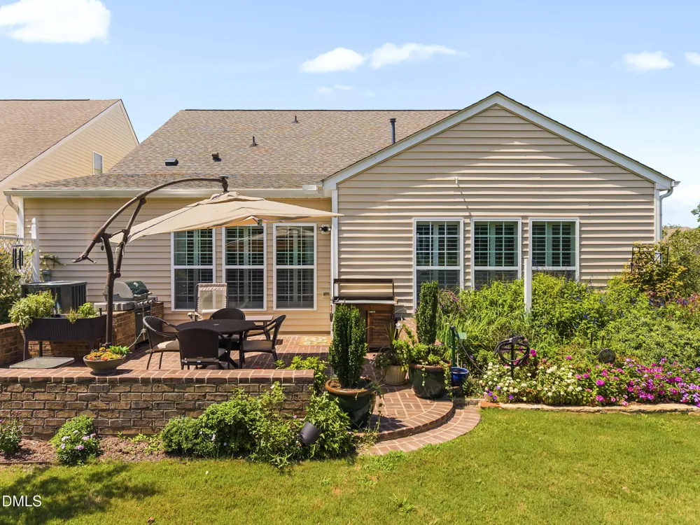747 Blackfriars Loop Cary, NC 27519
