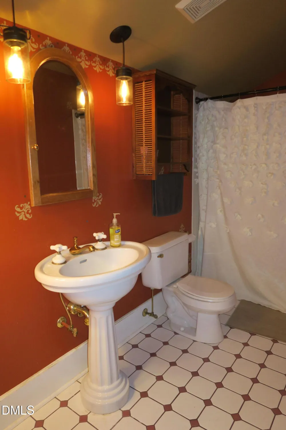 4611 Old Beulah Road Selma, NC 27576