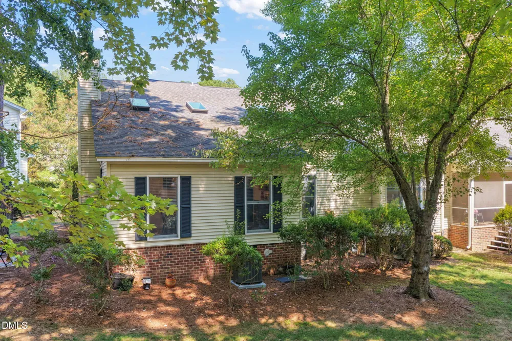 449 Crossvine Close Pittsboro, NC 27312