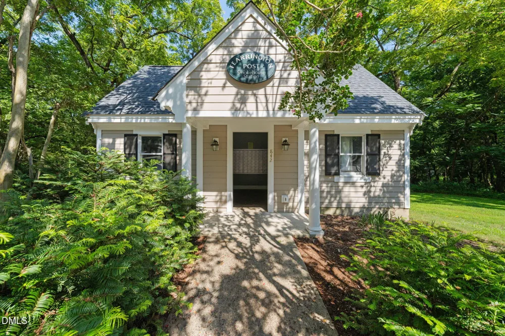 449 Crossvine Close Pittsboro, NC 27312