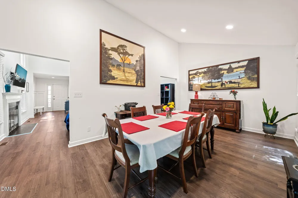 449 Crossvine Close Pittsboro, NC 27312