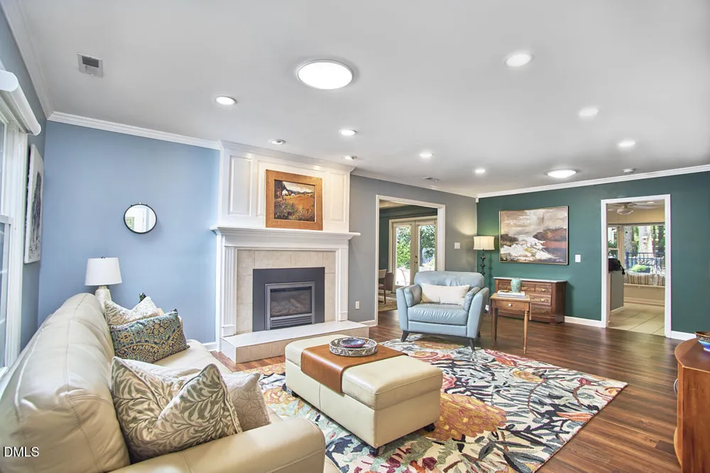 6914 Falconbridge Road Chapel Hill, NC 27517