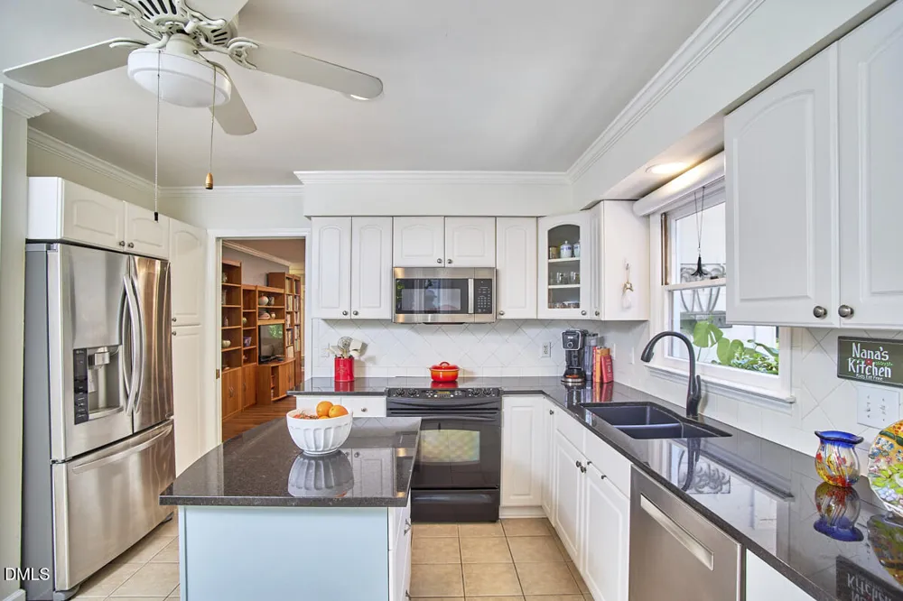6914 Falconbridge Road Chapel Hill, NC 27517