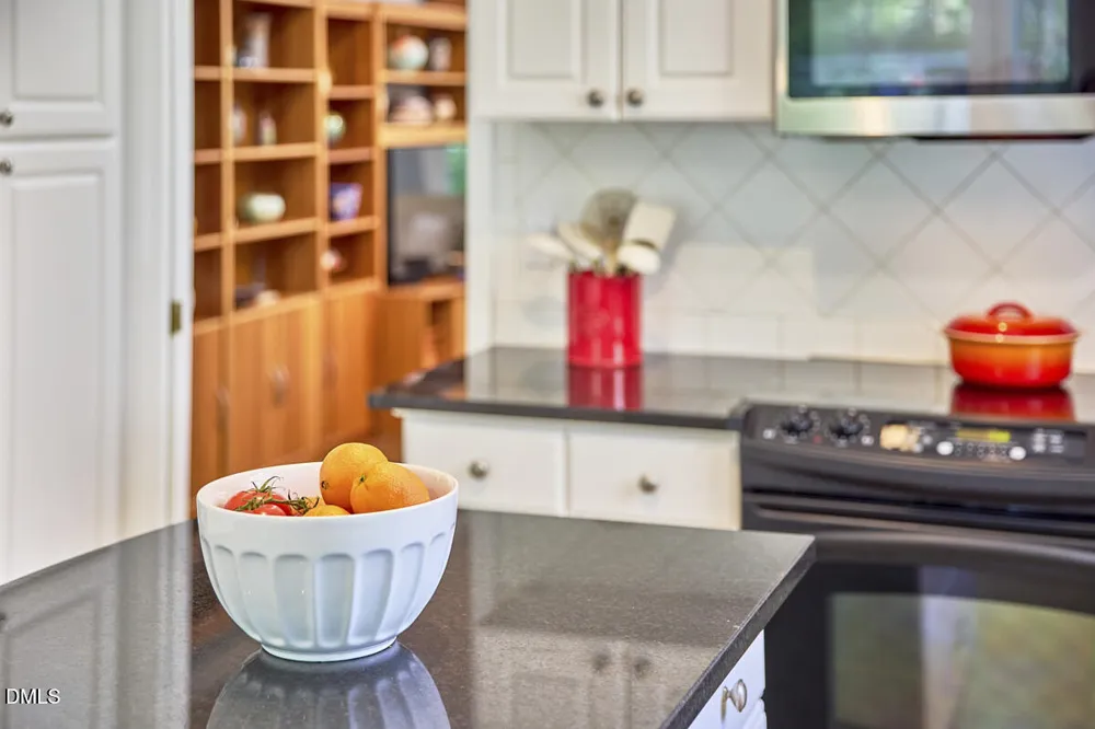 6914 Falconbridge Road Chapel Hill, NC 27517