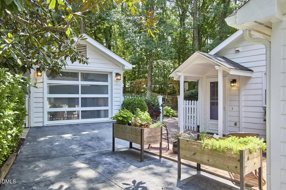 6914 Falconbridge Road Chapel Hill, NC 27517