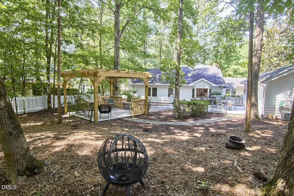 6914 Falconbridge Road Chapel Hill, NC 27517