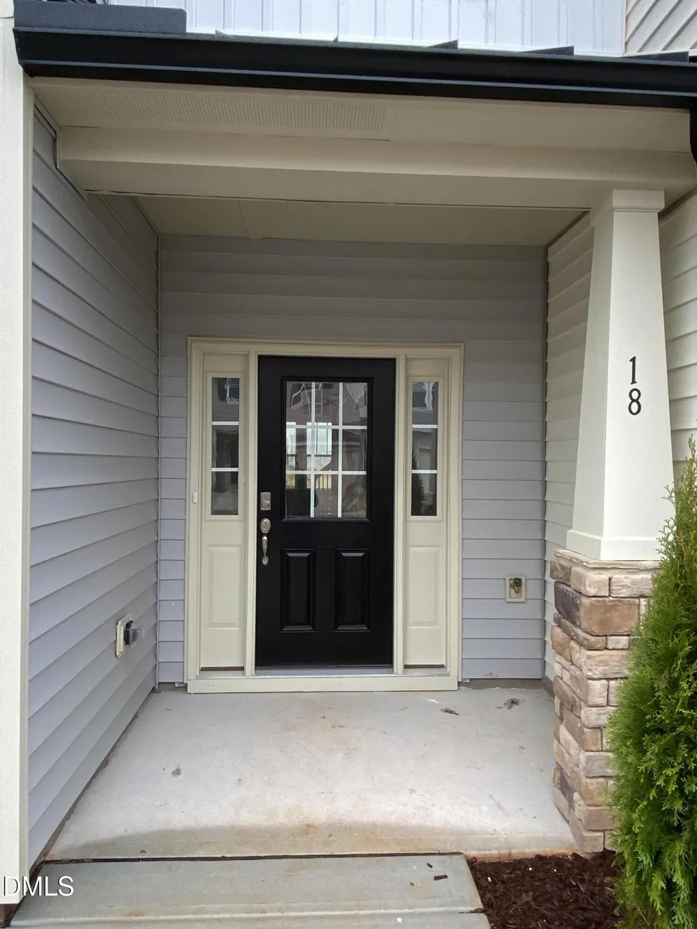 18 Hanging Moss Trail Clayton, NC 27527