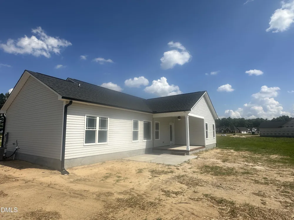 87 Budd Godwin Lane Dunn, NC 28334