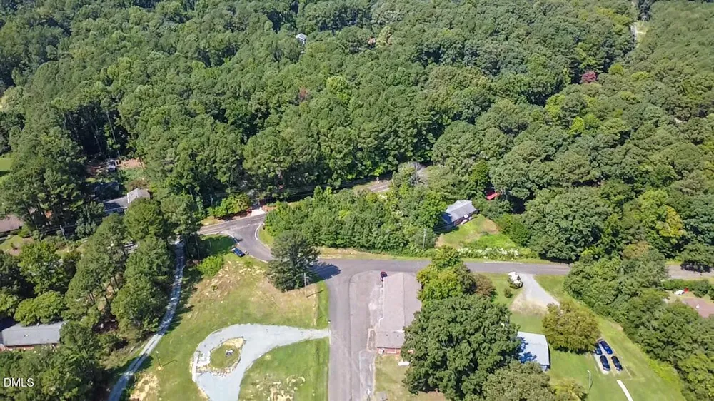 607 Hatch Road Chapel Hill, NC 27516