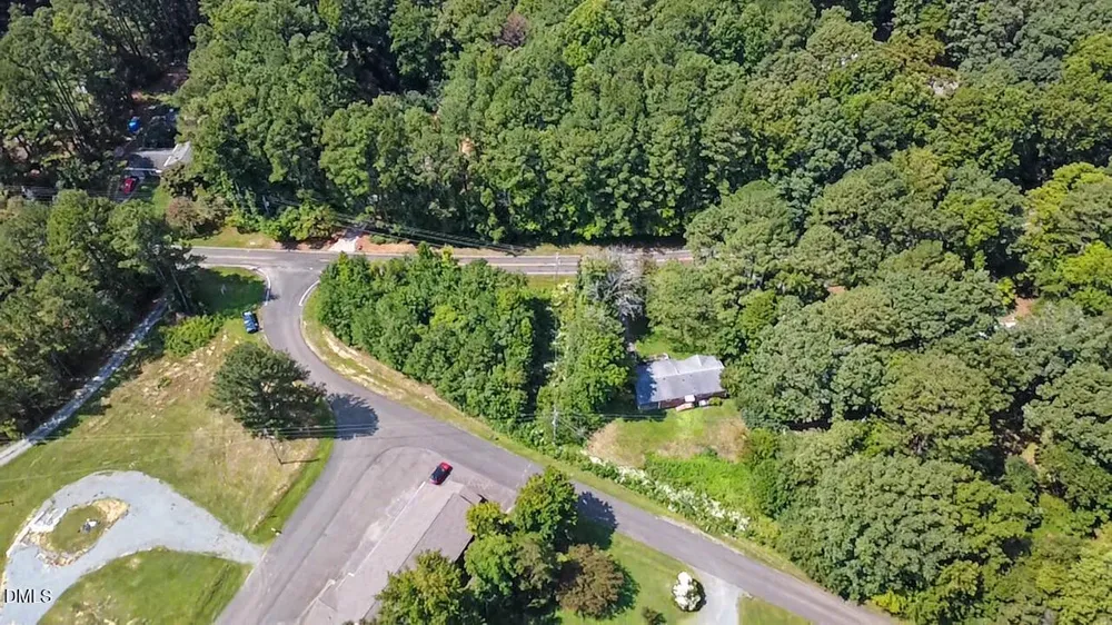 607 Hatch Road Chapel Hill, NC 27516