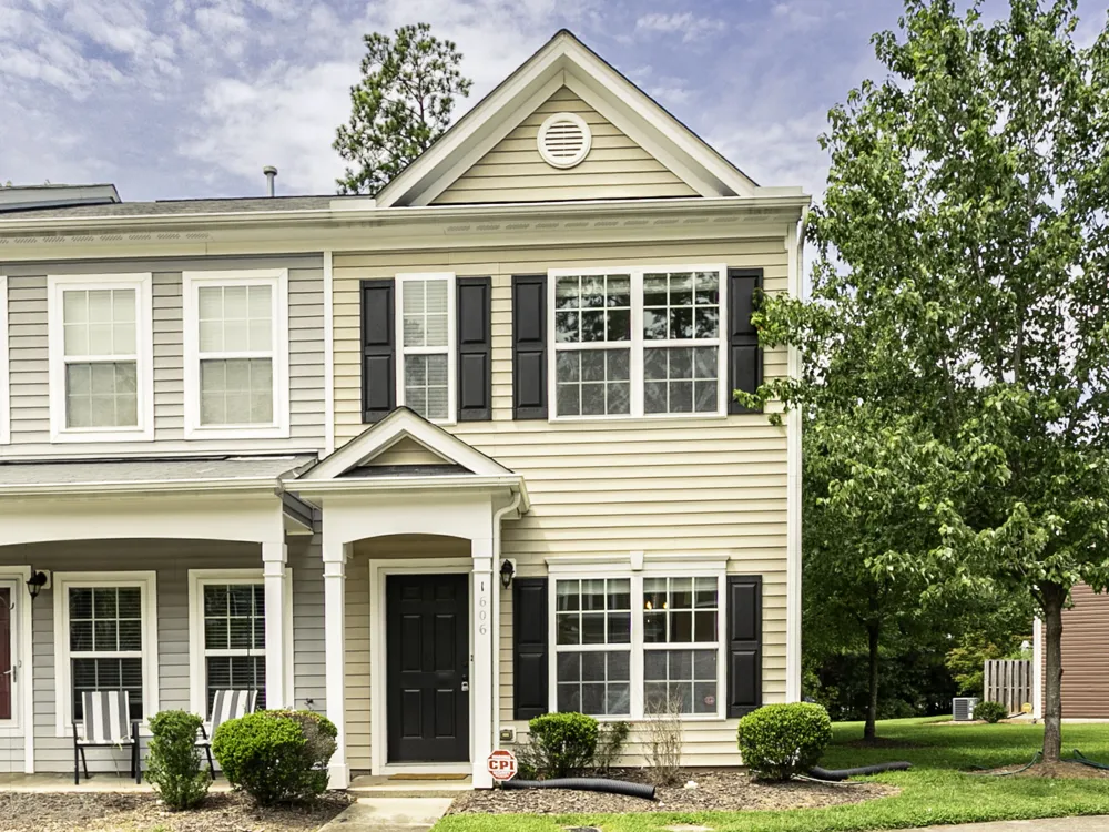 1606 Holly Grove Way Durham, NC 27713