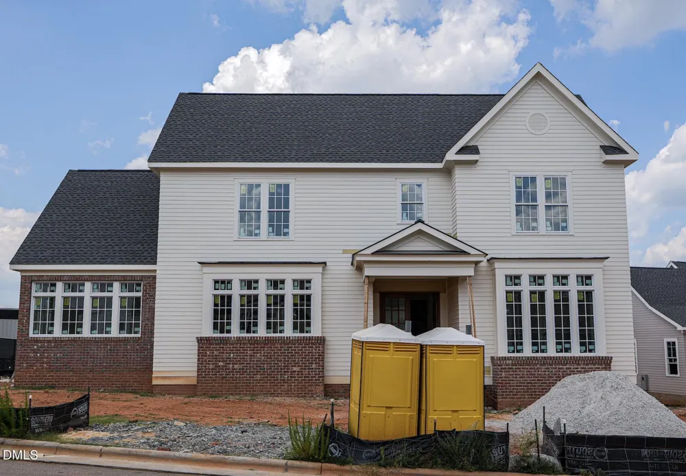 2611 Marchmont Street Raleigh, NC 27608
