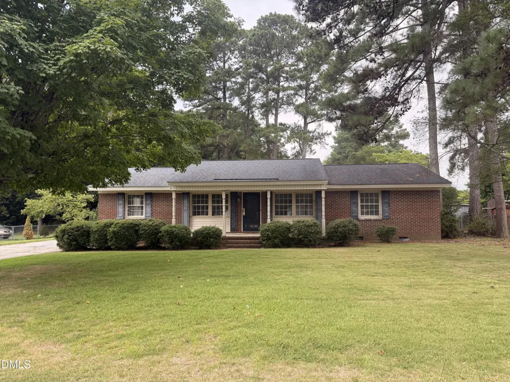 803 W Morris Circle Dunn, NC 28334