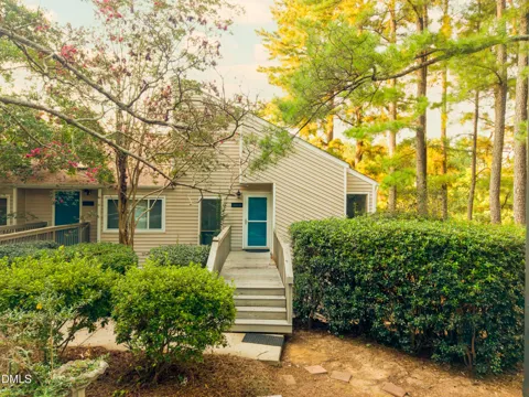 3808 Summerwood Court